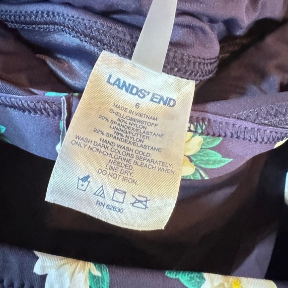 Lands End Swim Set Size 6- Draper James Top Size 6 Floral & Swim Skirt Navy - Picture 5 of 13